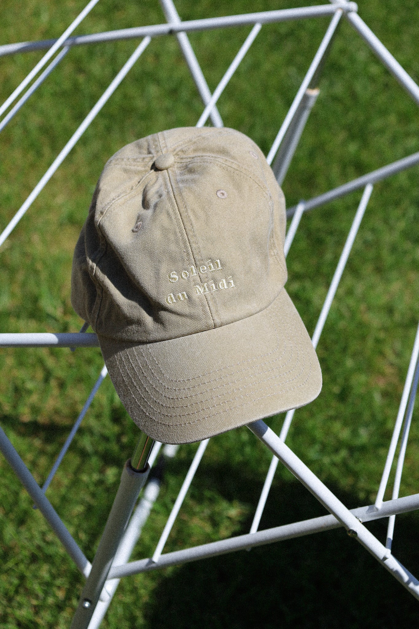 Beige Midi Sun Cap