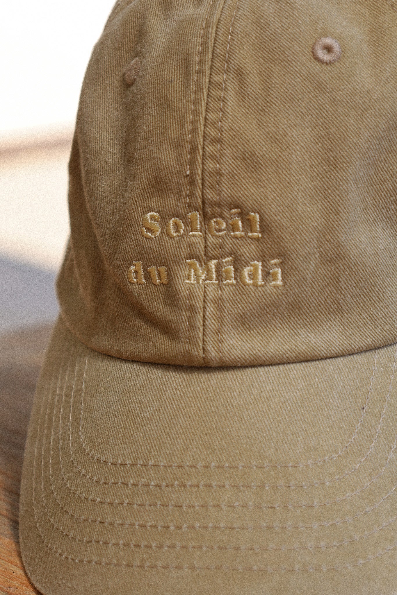Beige Midi Sun Cap