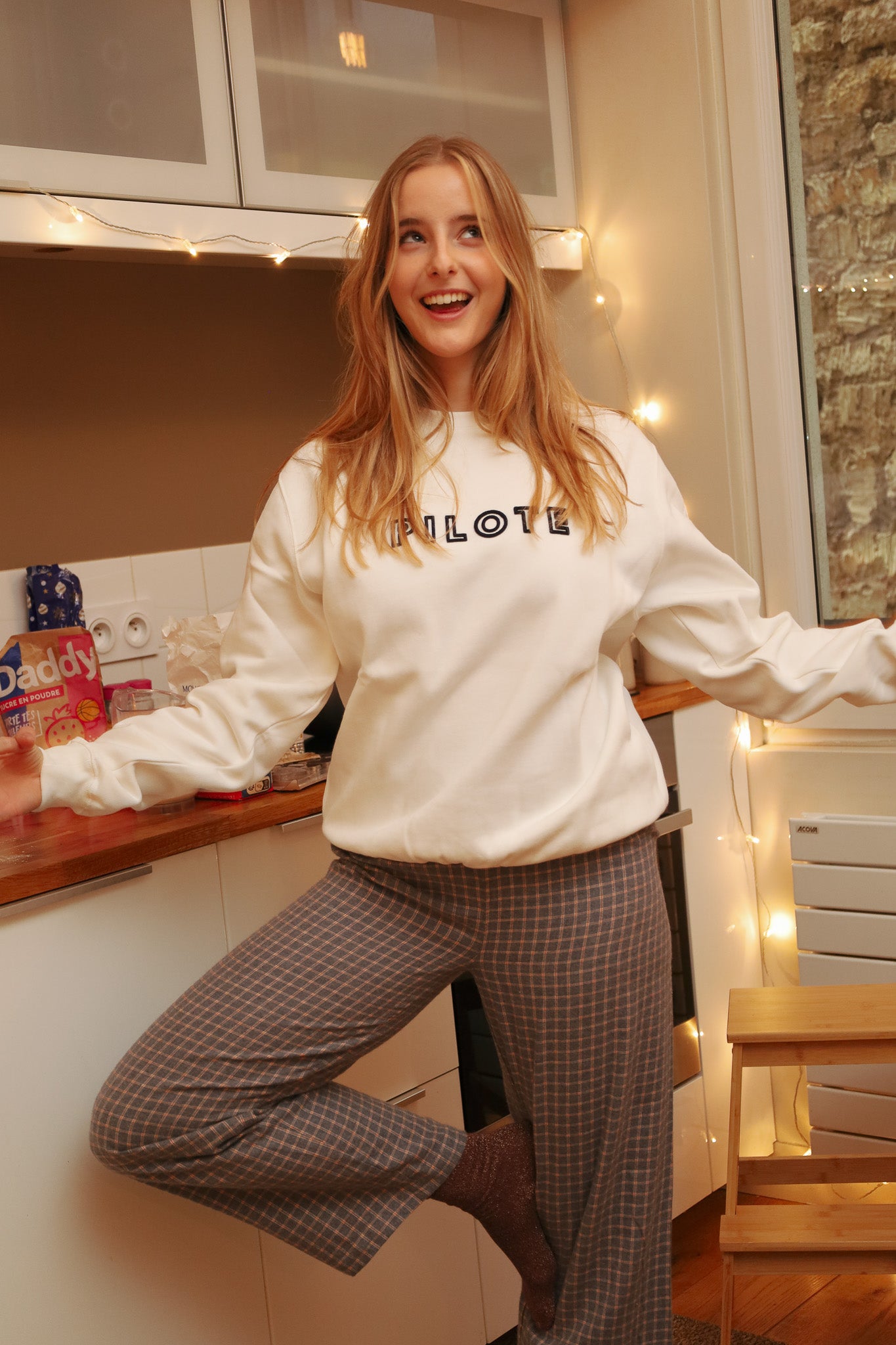 Milky Pilot Sweatshirt