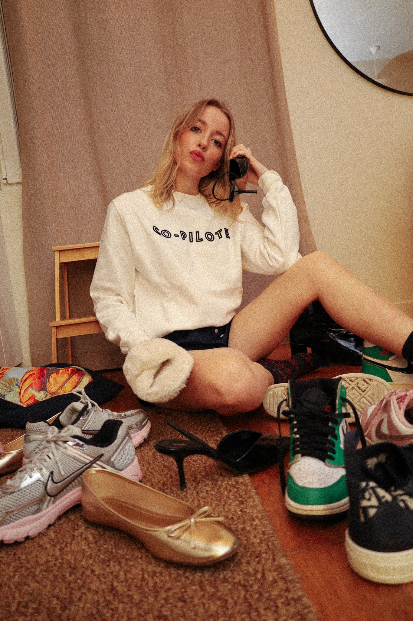 Milky Co-pilot Sweatshirt