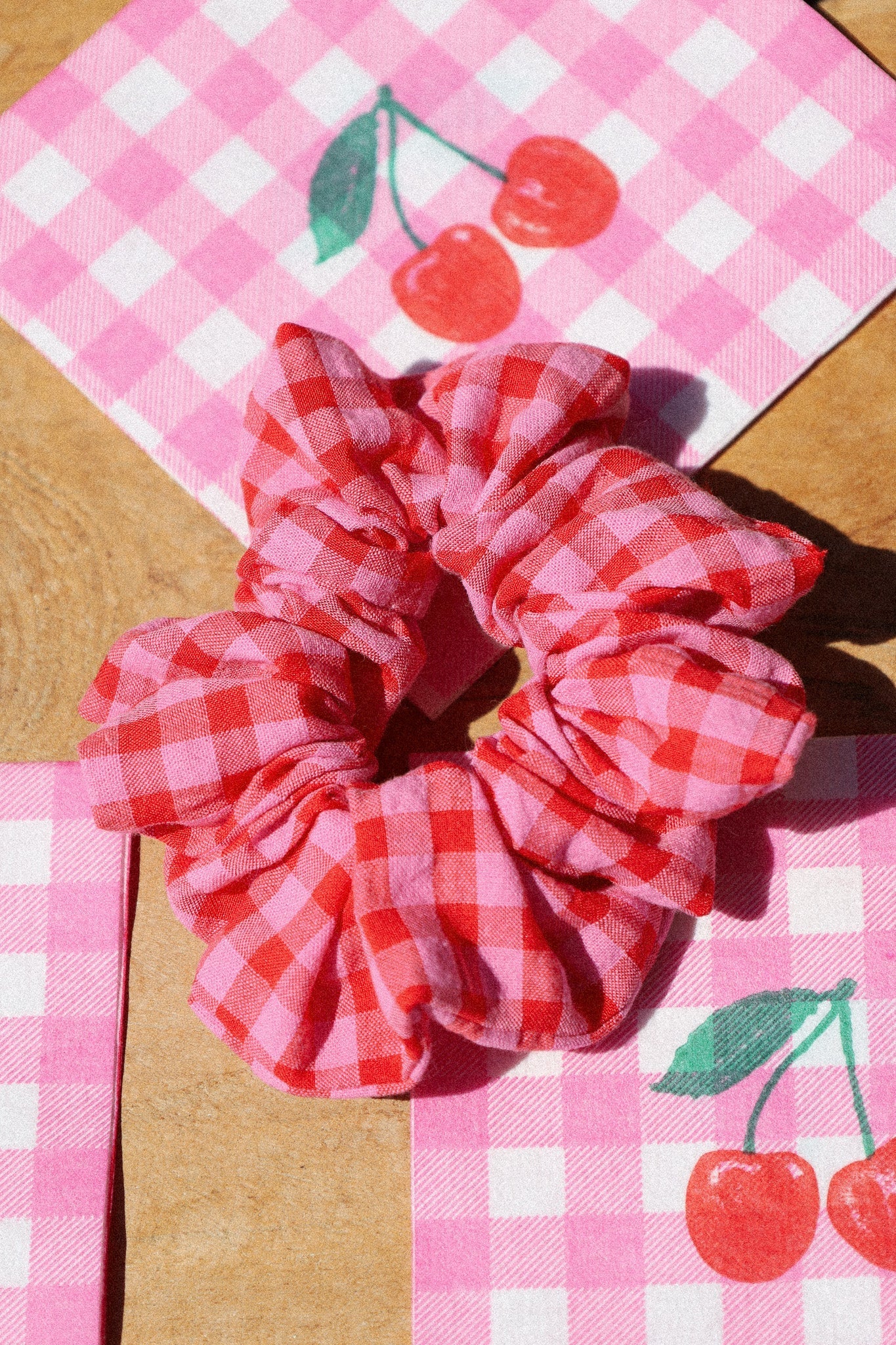 Chouchou Vichy fraise framboise C'est moi qui pilote
