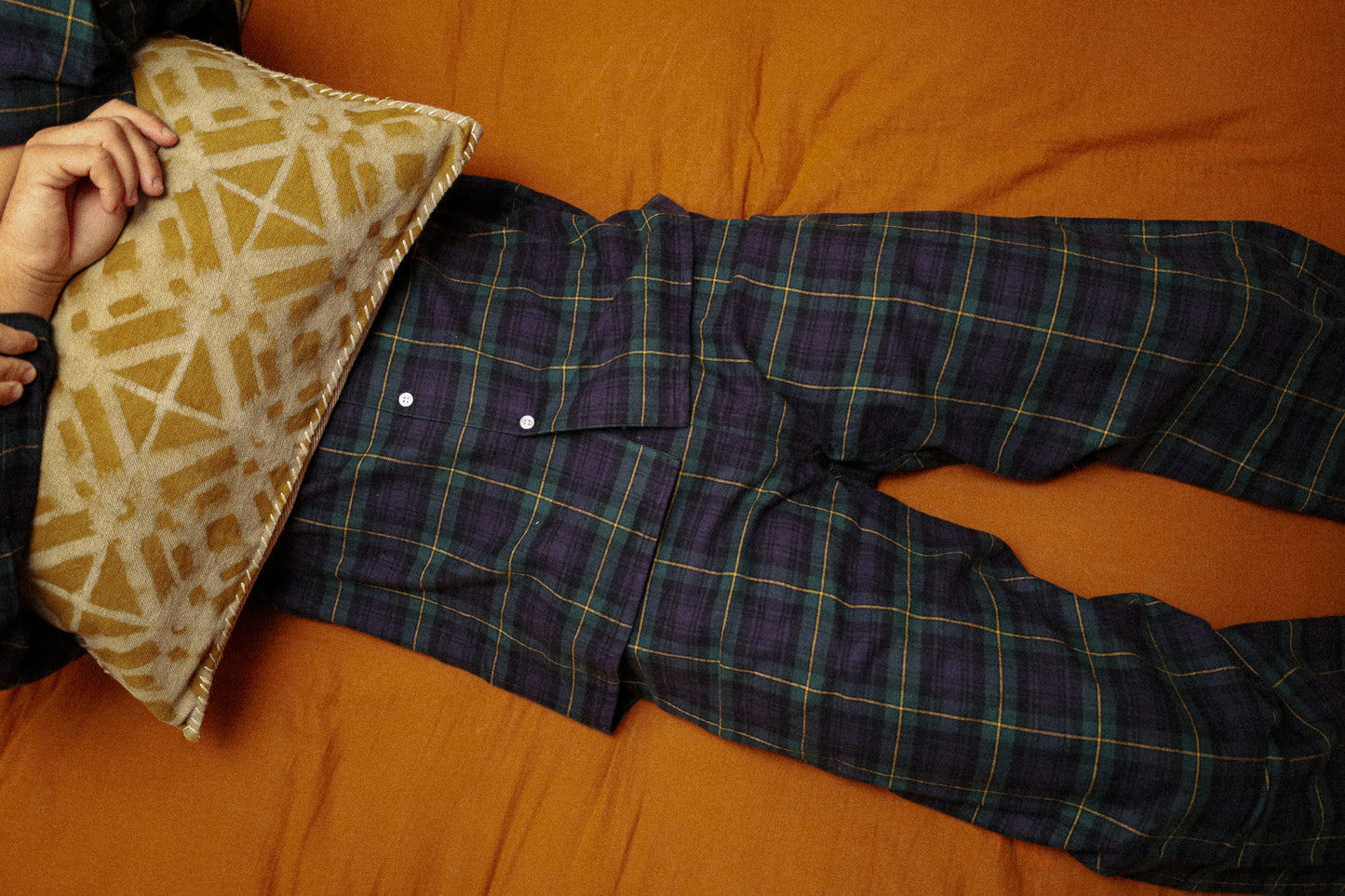 Ensemble long tartan bleu